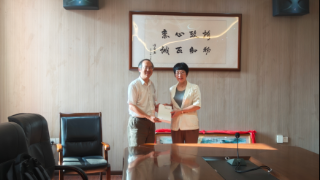 復旦大學計算機科學技術學院教授危輝一行到九江一中作科普講座