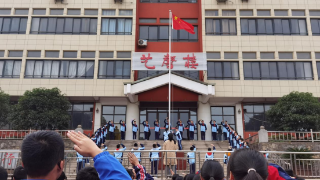 九江七中舉行“學規則?講規范?見行動”  主題活動
