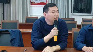 九江三中召开高二年级2月联考四情分析会