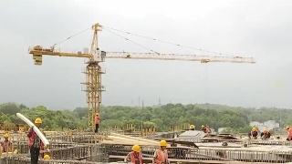 九江快速路一期跨庐山站立交工程项目加快主塔建设 