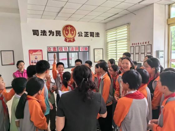 宜春市袁州区三阳镇妇联：小小儿童节 大大法治梦