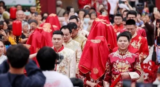 文明新风为幸福“加码” “5·20”期间宜春多地开展集体婚礼活动 