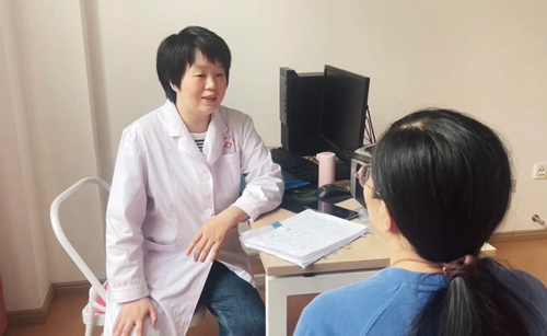 江西景德镇：产妇湿疹困扰7月余 中医3次治疗解除困扰