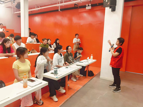党建引领践初心 科普急救护健康 景德镇市第三人民医院行政第二党支部开展主题党日活动