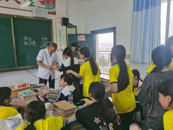宜春市袁州区三阳镇中心卫生院开展结核病筛查工作