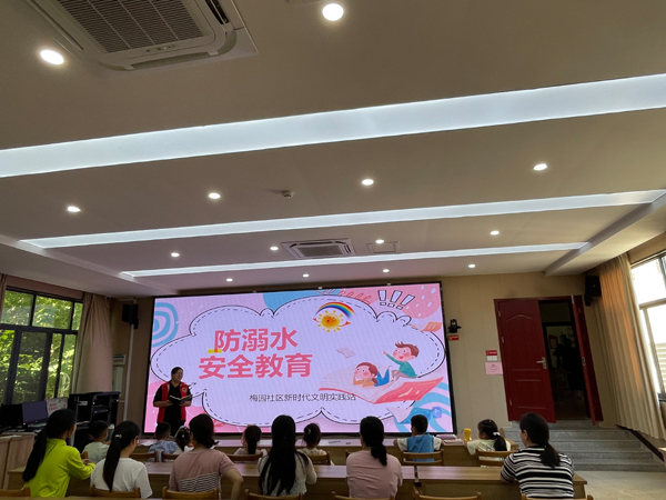 鹰潭市月湖区梅园街道梅园社区开展未成年人暑期防溺水安全教育宣传活动