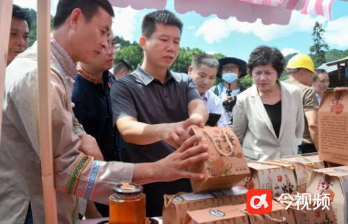 上饶市铅山县太源畲族乡第三届蟠桃节开幕