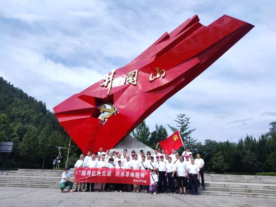 宜春市袁州区湛郎街道：追寻红色足迹 传承革命精神