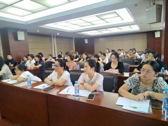 宜春市残联组织残疾儿童康复机构教师开展师德师风专题教育