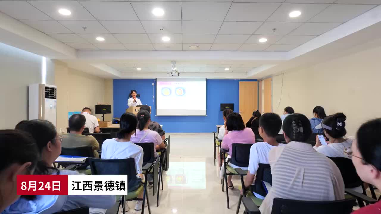 江西景德镇：睡梦中矫正视力 爱尔眼科带你了解角膜塑形镜