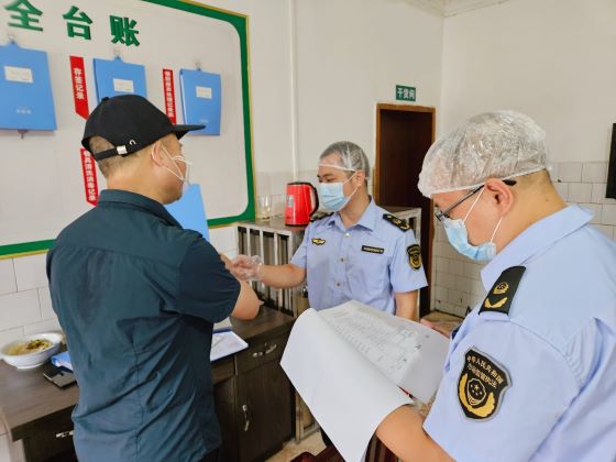 宜春市万载县市场监管局三兴分局未雨绸缪守护学校秋季开学“第一餐”