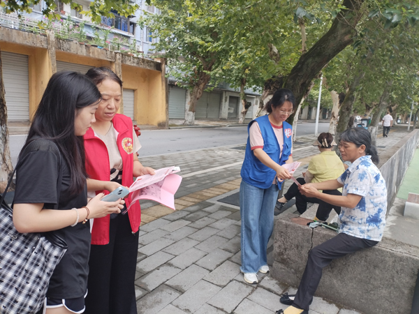 鹰潭市月湖区梅园街道梅园社区开展“抵制大操大办 倡导节约适度”移风易俗宣传活动