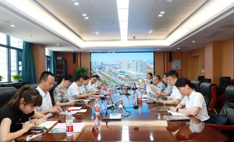 南昌医学院党委委员、纪委书记叶德胜一行莅临省儿童医院调研指导本科分段教学工作
