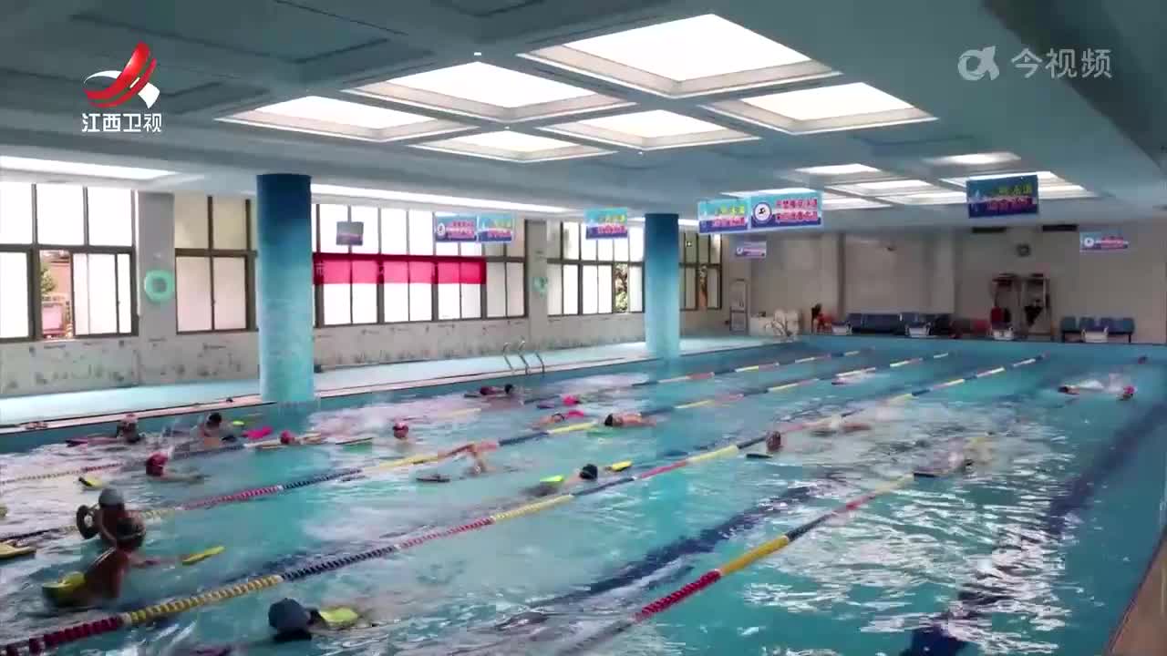 “水花行动”：普及游泳技能 关爱学生成长