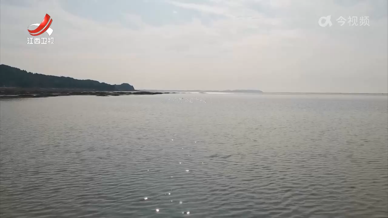 鄱阳湖跌破枯水位