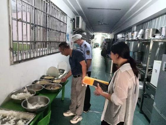 宜春市袁州区三阳镇：全面加强学校食堂食品安全监管 确保师生饮食安全