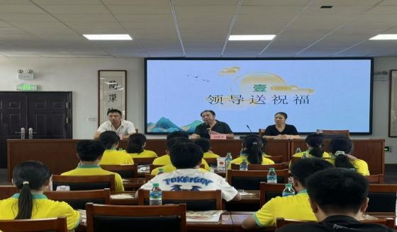 情暖中秋 爱满宜阳——宜春市宜阳学校开展“庆中秋”关爱活动