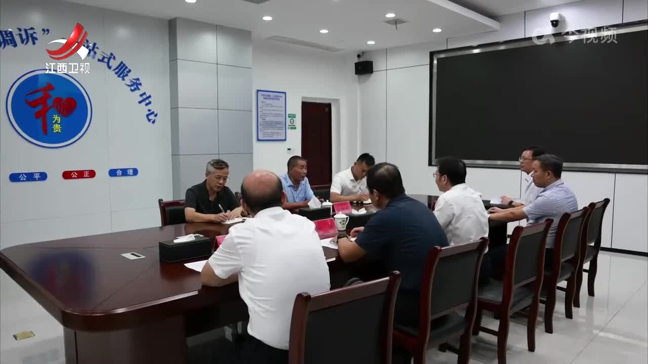 黄喜忠在全南定南调研基层统战工作