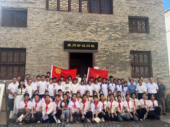 三旗同辉 红心向党 宜春四中开展国庆节主题系列活动