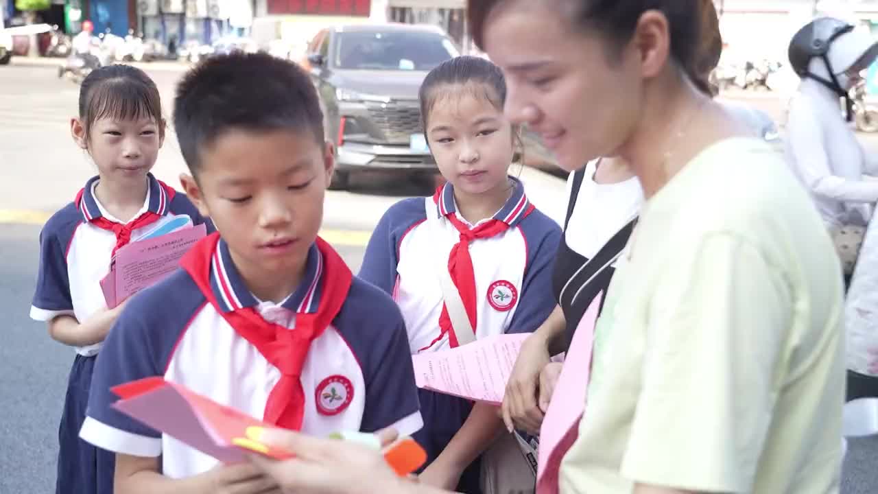 江西乐平：童语诵同音 共讲普通话