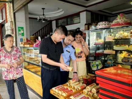 上饶市广丰区铜钹山镇开展食品安全执法检查工作