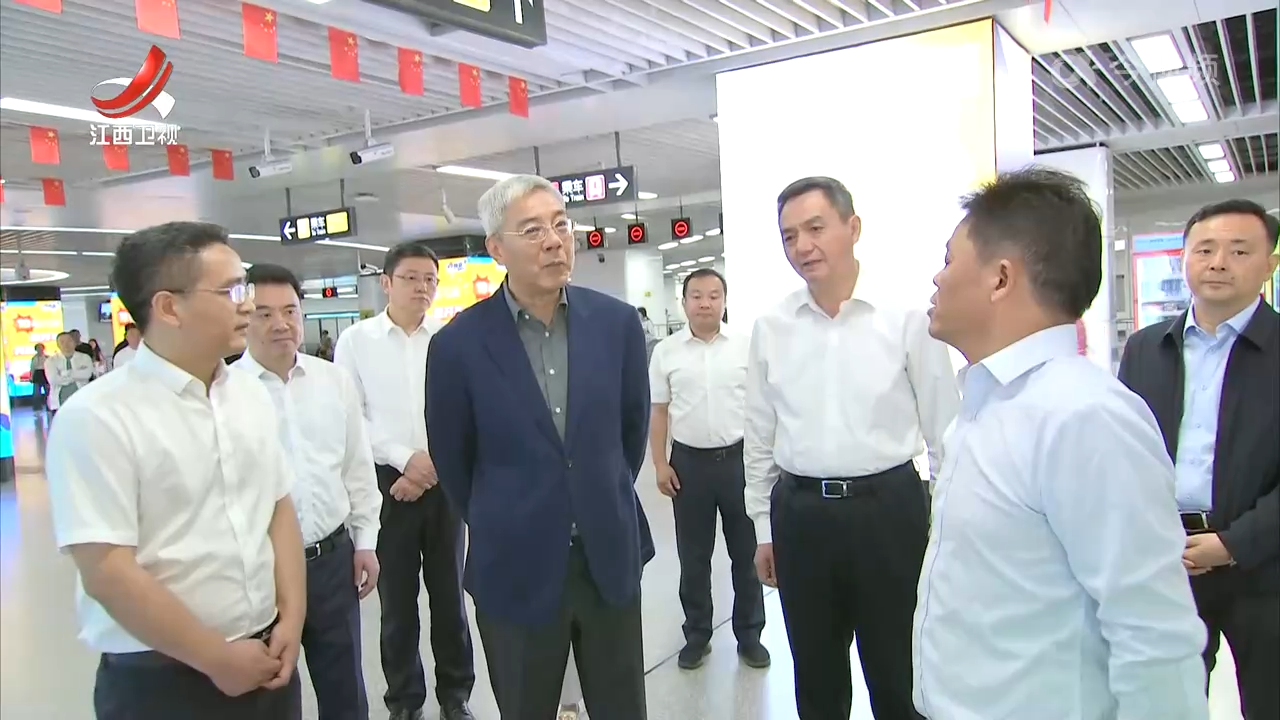 尹弘在调研国庆假日商贸消费市场情况时强调 激潜能聚人气推动商贸消费提质扩容 确保群众过一个欢乐祥和的国庆假日