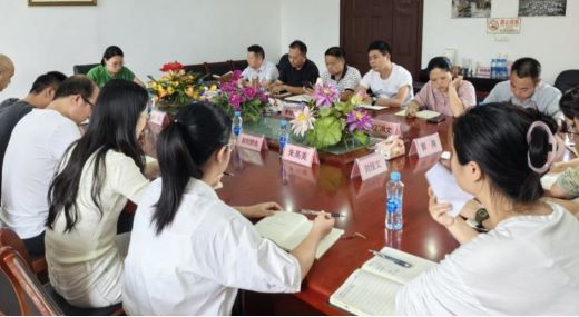 万载县岭东乡：拆除老旧危房 筑牢安全防线