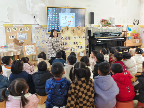小区角，大精彩——南丰县幼儿园室内区域自主游戏观摩活动
