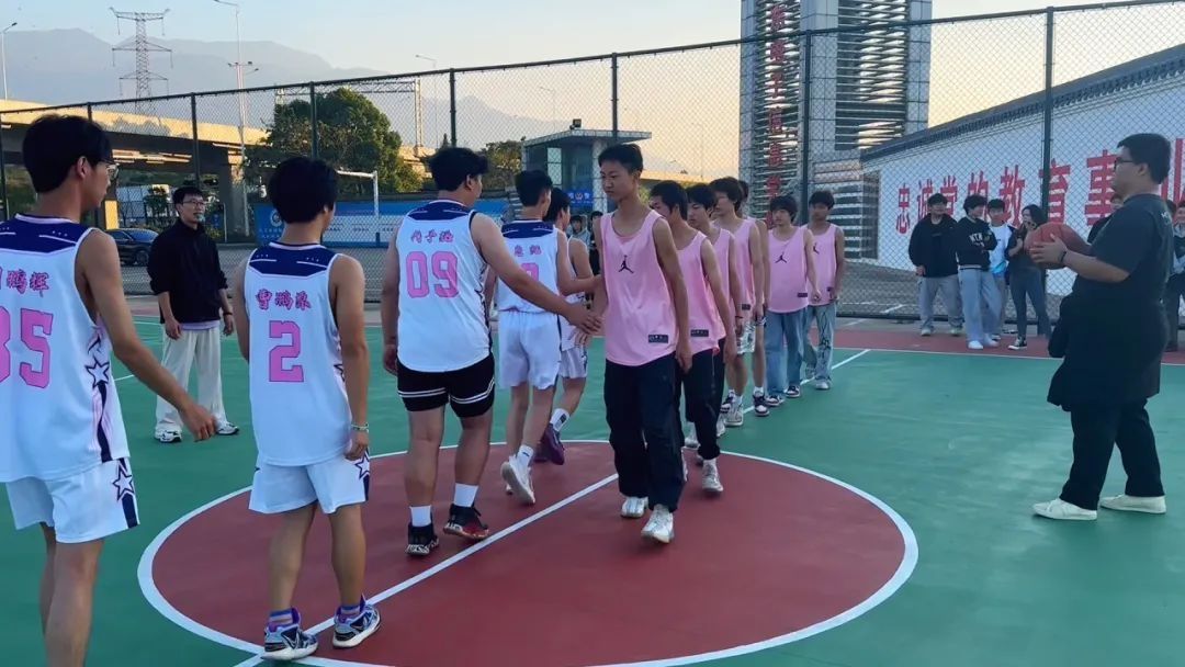 精彩“篮”不住 奋进不止步——九江华东电子信息学校篮球联谊赛圆满落幕