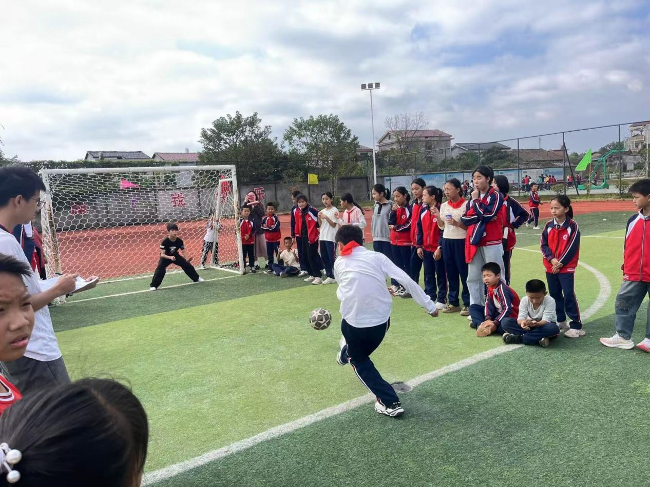 运动伴我成长 青春成就梦想——乐安县公溪镇中心小学举行第二十九届冬季运动会