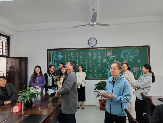 室室美如画，处处皆育人——资溪县第一小学开展教师办公室文化布置评比活动