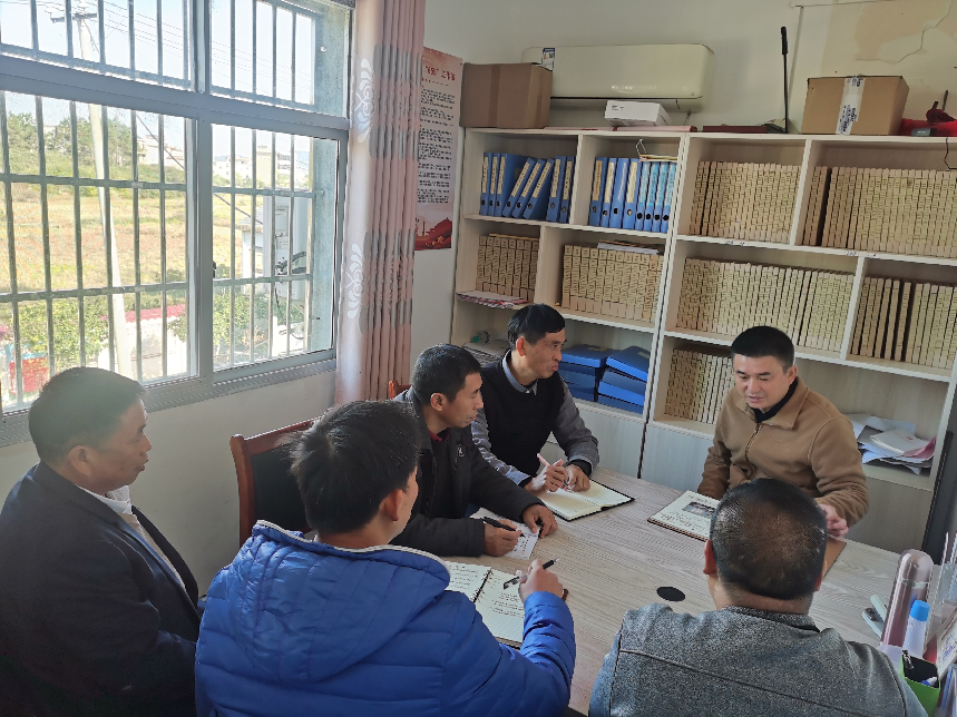 乐安县烟草局饶冬明调研指导乡村振兴工作