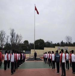 崇仁县马鞍镇中心小学：交规铭记心，安全天下行