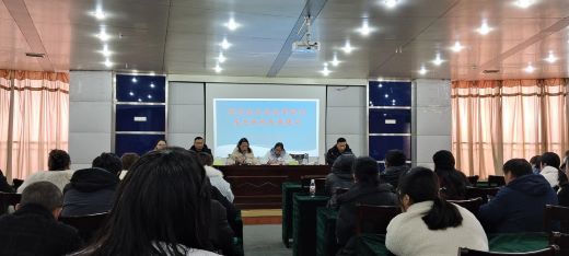 高安市人社局：养老保险政策宣讲走进园区