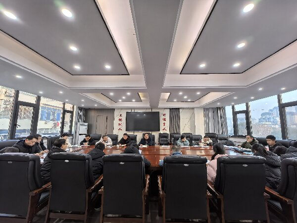 构建平安和谐年级，守护学生安全成长——九江三中高二年级安全主题班主任会
