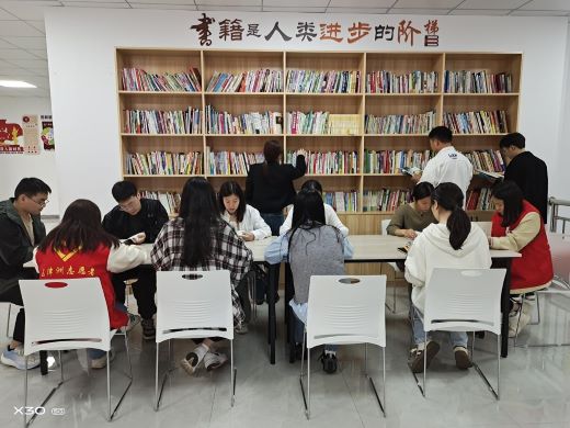 丰城市龙津洲街道开展全民阅读读书活动