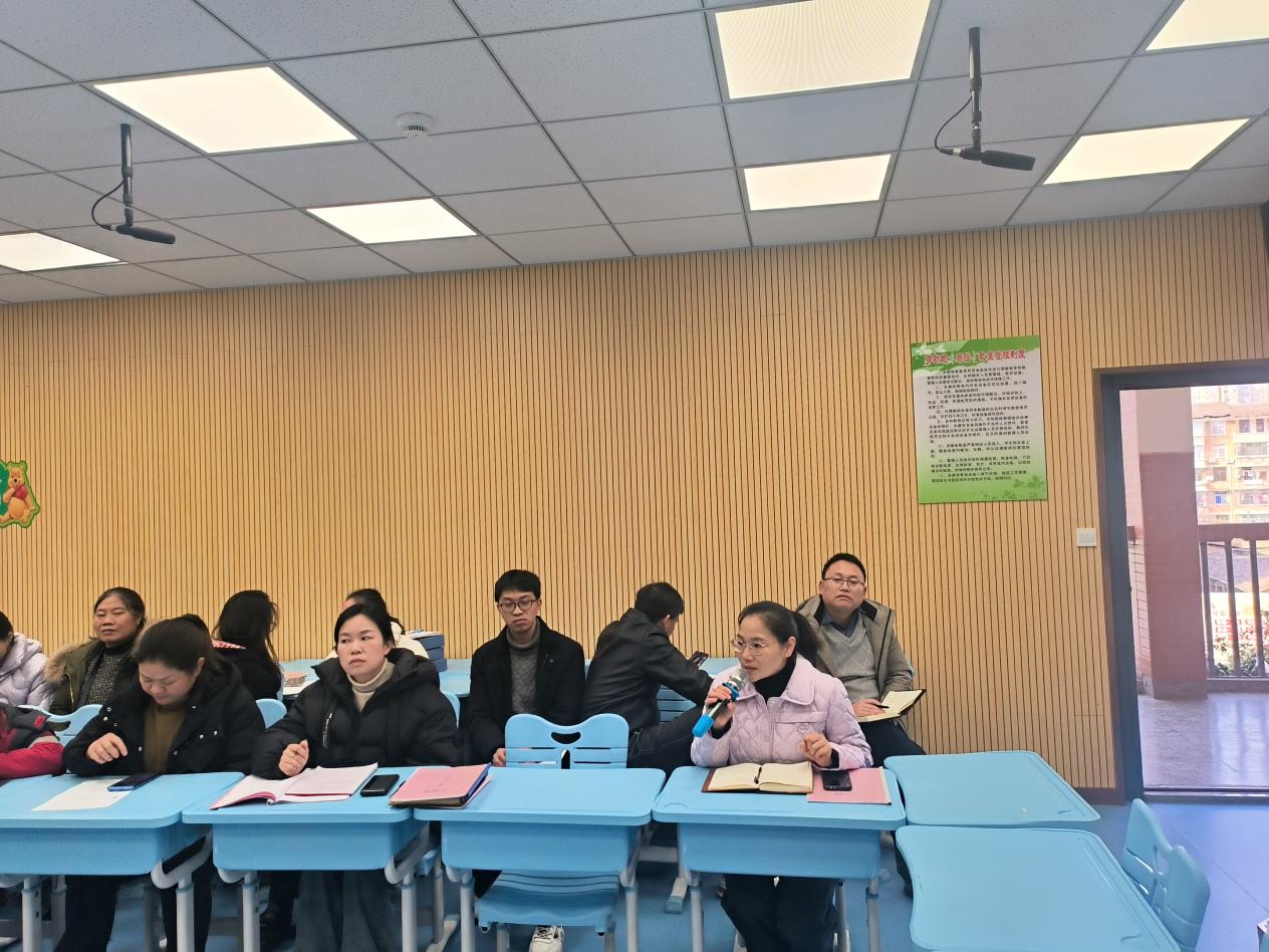 “做读书的种子”——资溪县第二小学开展读书分享活动