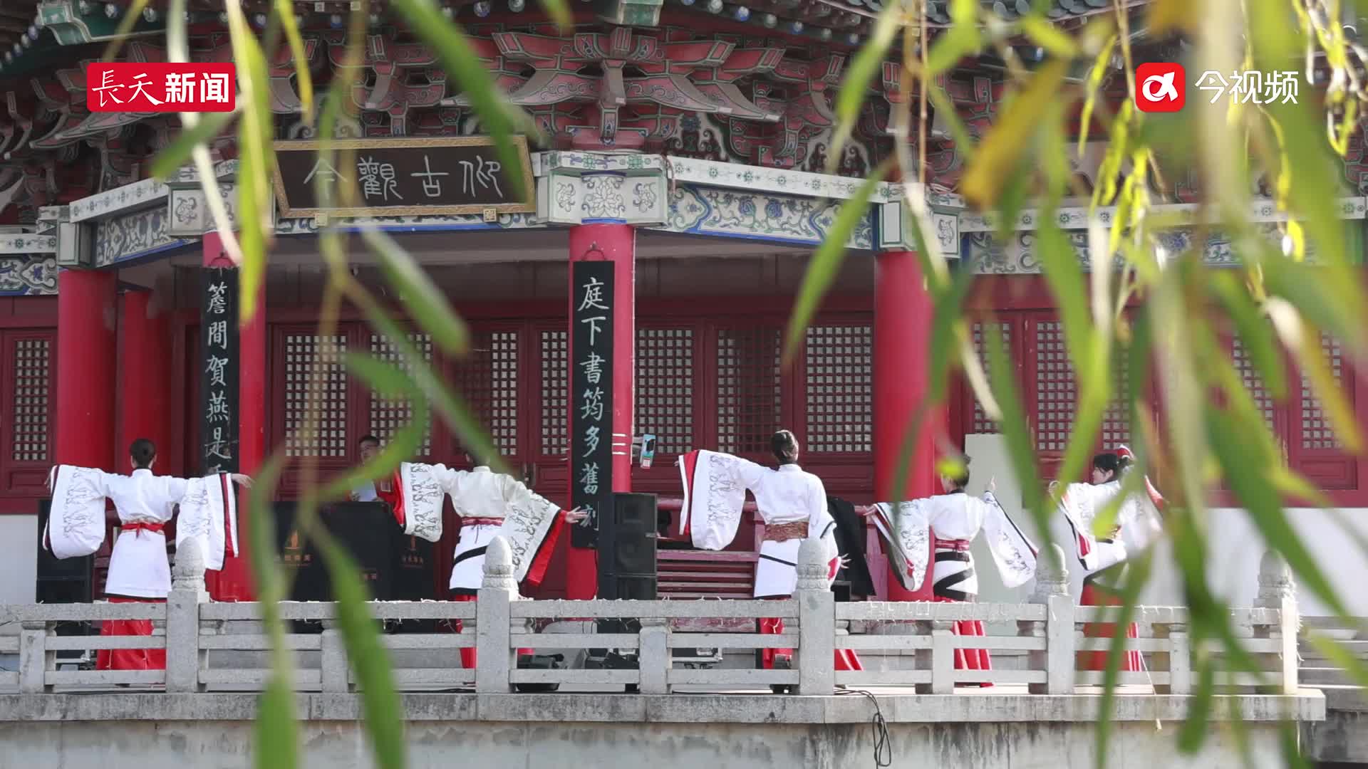 雄州战舞 千人诵读 3公里滕王阁“海“景一揽古今