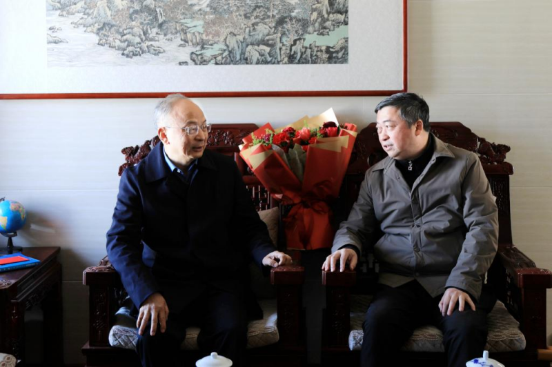 江西职业技术大学党委组织开展2025年新年走访慰问活动