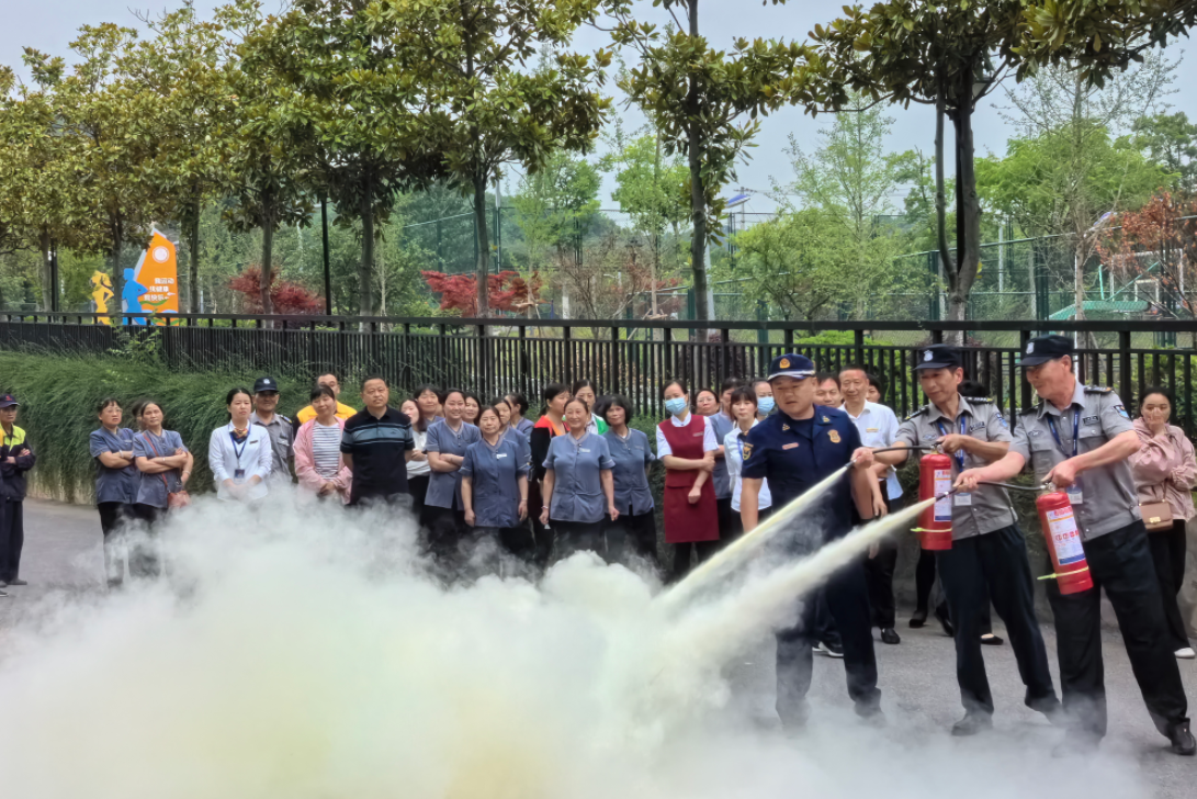 强化安全意识 上栗农商银行开展消防安全培训会