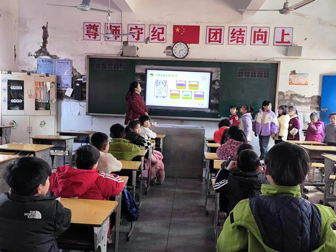 蛇年“趣”闯关 无笔也生花——乐安县第四小学一二年级无纸测评