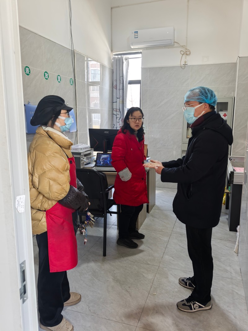 九江八里湖外国语学校多措并举强化期末食堂管理，狠抓落实守护师生饮食安全