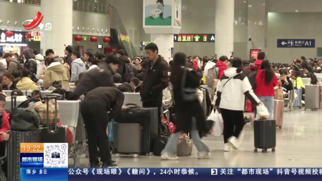 【热点关注】乒乓球不能动带上高铁引发关注 铁路部门正面回应