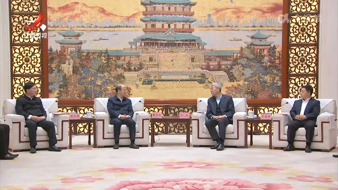 尹弘叶建春会见中国石油集团董事长戴厚良