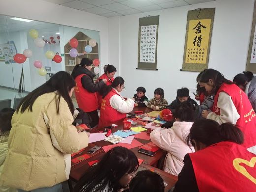 丰城市龙津洲街道开展增强未成年人法治意识普法宣传活动