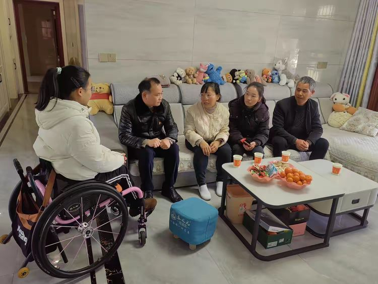温情叩门探成长 家校携手育芳华——南城县实验中学开展2024-2025学年上学期寒假家访活动