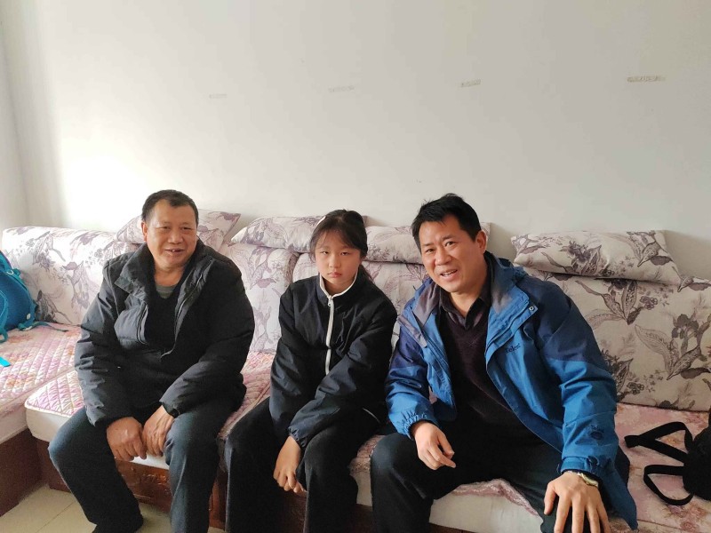 家访暖心行 共育心连心——九江市第十一中学开展寒假家访工作