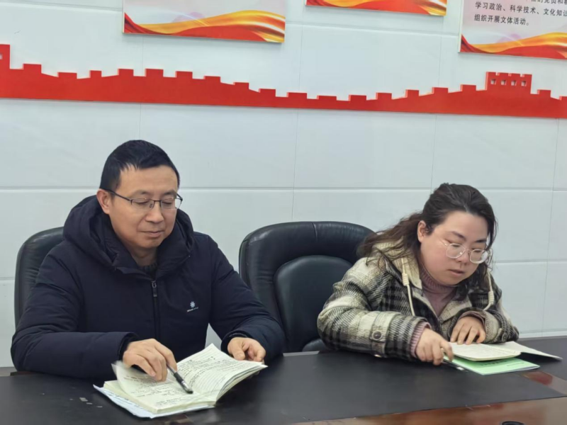 守正出新 行稳致远——九江三中初二年级部召开本学期第一次班主任例会