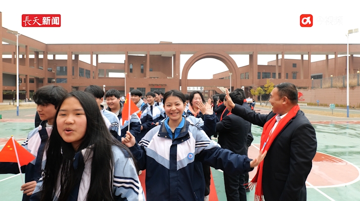 昌江二中举行高三年级高考百日誓师大会