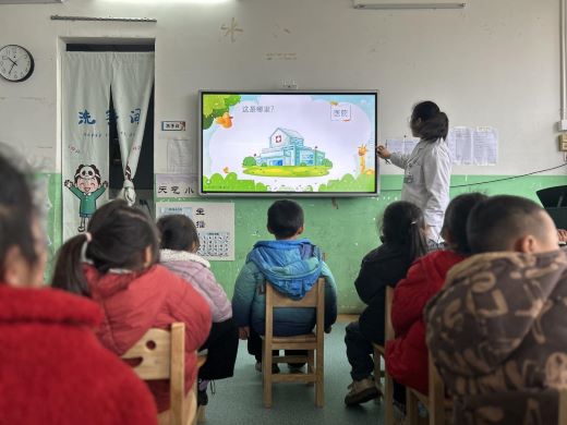 万载县：关爱儿童健康，体检助力成长
